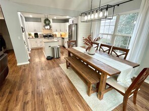 1811 Tickner St in Conroe, TX - Building Photo - Building Photo