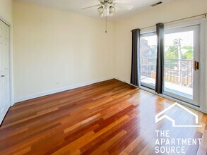 3112 N Racine Ave in Chicago, IL - Building Photo - Building Photo