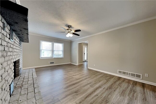 2779 Lanier Dr in Snellville, GA - Building Photo - Building Photo