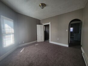 924 W 5th St in Anderson, IN - Building Photo - Building Photo