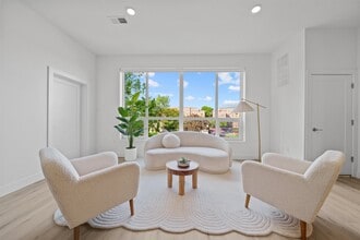 17 Ave E in Bayonne, NJ - Building Photo - Building Photo