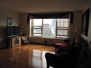 1550 N Lake Shore Dr-Unit -23D in Chicago, IL - Building Photo - Building Photo