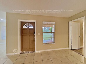 9350 NW 35th Manor in Sunrise, FL - Building Photo - Building Photo