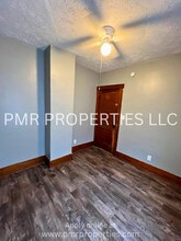 1032 8th Ave in Council Bluffs, IA - Building Photo - Building Photo
