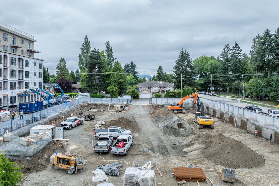 10573 148 St in Surrey, BC - Building Photo