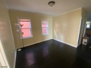 14 Fern Ave in Irvington, NJ - Foto de edificio - Building Photo