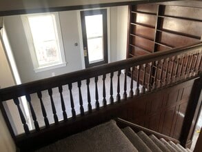 10 Lehigh Ave, Unit Lower in Batavia, NY - Foto de edificio - Building Photo