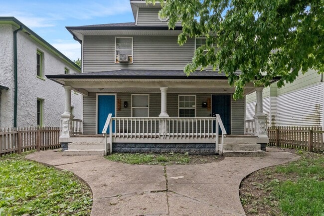 property at 1117 N Dearborn St