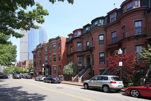 211 W Newton St, Unit 2 in Boston, MA - Building Photo