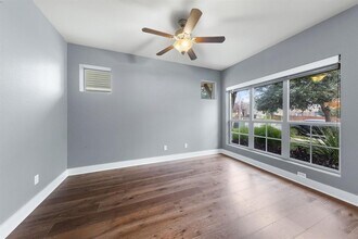 11824 Natures Bend in Austin, TX - Building Photo - Building Photo