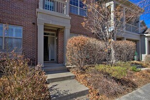 775 N Roslyn St in Denver, CO - Building Photo