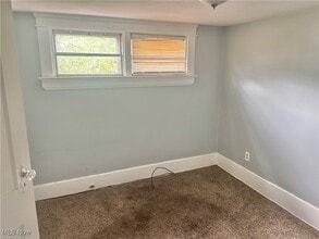 351 E Glenwood Ave in Akron, OH - Building Photo - Building Photo