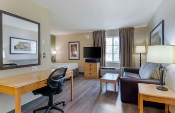 Furnished Studio-Atlanta - Lenox in Atlanta, GA - Foto de edificio - Building Photo