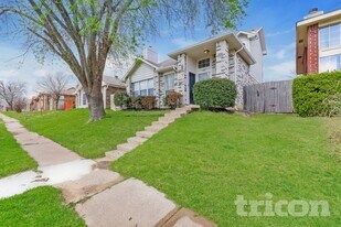 1521 Savannah St in Mesquite, TX - Building Photo