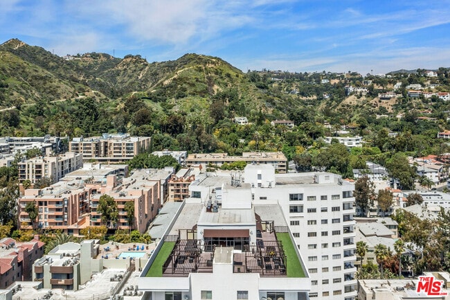 property at 7250 Franklin Ave