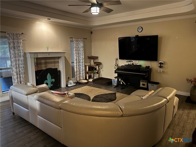 property at 2507 Isabelle Dr