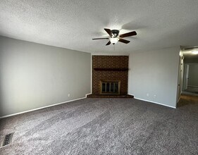 7239 E 46th Pl-Unit -7241 in Tulsa, OK - Building Photo - Building Photo
