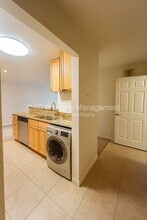 66 Fairmount Ave in Oakland, CA - Building Photo - Building Photo