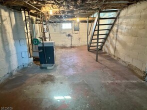 696 Worth Ave in Linden, NJ - Building Photo - Building Photo