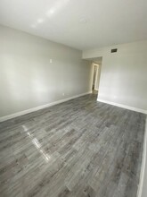 Village Green in Coral Springs, FL - Building Photo - Interior Photo