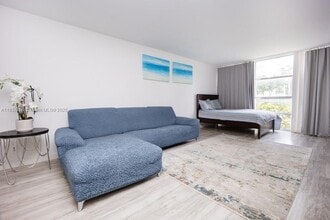 501 Three Islands Boulevard in Hallandale Beach, FL - Building Photo - Building Photo