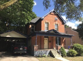 157 Hess St S in Hamilton, ON - Building Photo