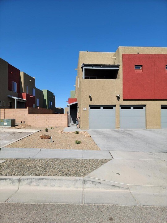 1513 Borrego Dr SE in Albuquerque, NM - Foto de edificio