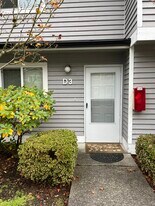1526 192nd St SE, Unit D3 in Bothell, WA - Building Photo