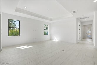 2148 Sequoia Dr in Naples, FL - Building Photo - Building Photo