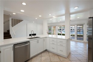 21753 Tahoe Ln in Lake Forest, CA - Building Photo