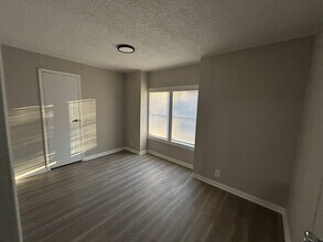 8 White Oak Village in Rainbow City, AL - Building Photo - Building Photo