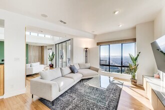 660 Hiller Dr in Oakland, CA - Building Photo - Building Photo