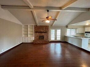 5500 Holly Trail in Arlington, TX - Building Photo - Building Photo