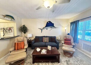 2001 S Ocean Dr, Unit 36 in Hallandale Beach, FL - Building Photo - Building Photo