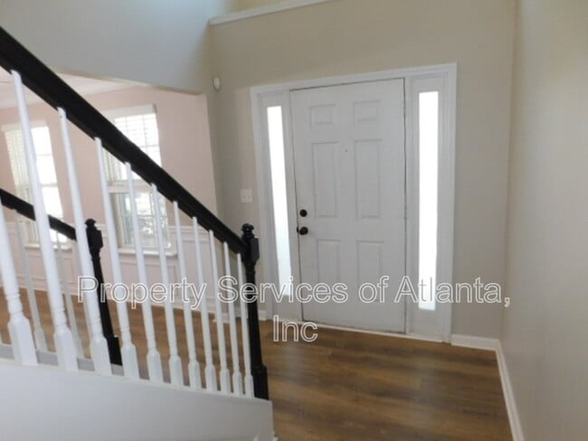 1834 Stephens Pond View in Loganville, GA - Foto de edificio - Building Photo