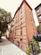 391 Lewis Avenue in Brooklyn, NY - Building Photo - Building Photo