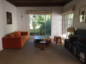 1123 10th St in Santa Monica, CA - Building Photo - Building Photo