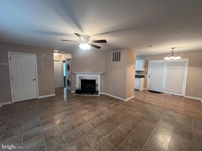 11554 Deadwood Dr in Lusby, MD - Building Photo - Building Photo