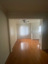 13440 Burbank Blvd in Sherman Oaks, CA - Building Photo - Building Photo