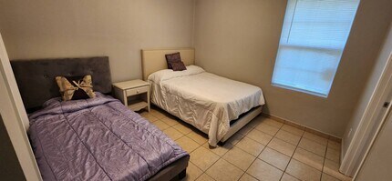 402 S 34th St in Edinburg, TX - Building Photo - Building Photo