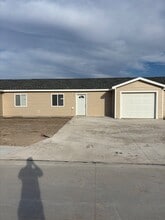 420 W Rodeo Rd Ave in North Platte, NE - Building Photo - Building Photo