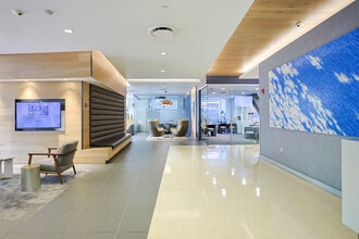 Watermark Kendall West in Cambridge, MA - Building Photo - Interior Photo