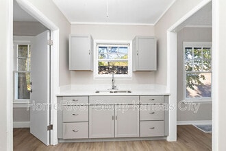 4002 Tracy Ave in Kansas City, MO - Building Photo - Building Photo