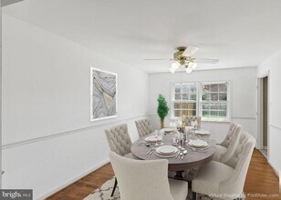 1549 Bruton Ct in McLean, VA - Building Photo - Building Photo