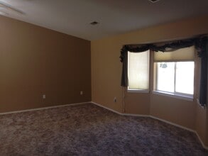 12411 W 11th Ave in Airway Heights, WA - Building Photo - Building Photo