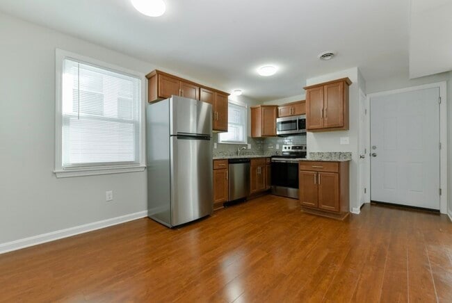 19 Fuller St, Unit 1 in Boston, MA - Building Photo - Building Photo