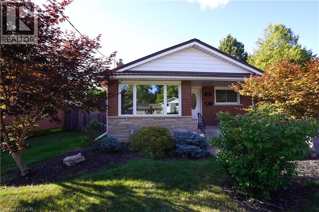 20 Sunrise Dr in Kitchener, ON - Building Photo
