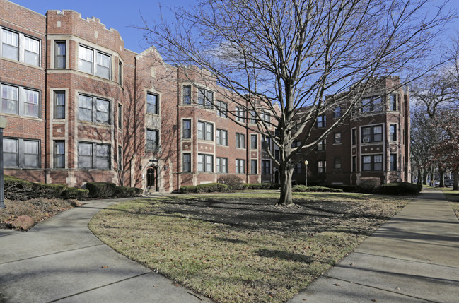 10453 S Hale Ave in Chicago, IL - Foto de edificio - Building Photo