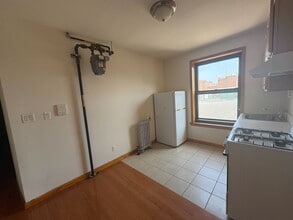 328-330 E 14th St in New York, NY - Building Photo - Building Photo