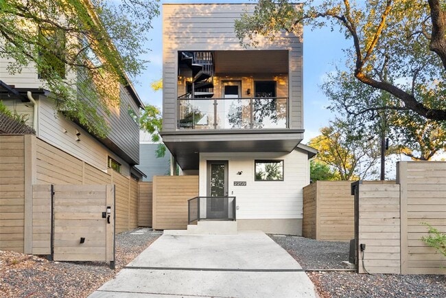2209 Rae Dell Ave in Austin, TX - Building Photo - Building Photo